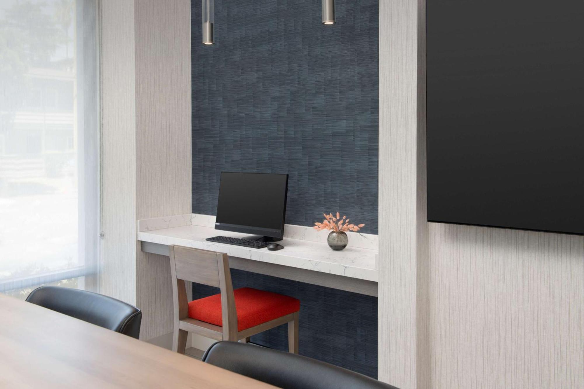 Hilton Garden Airport 3* São José